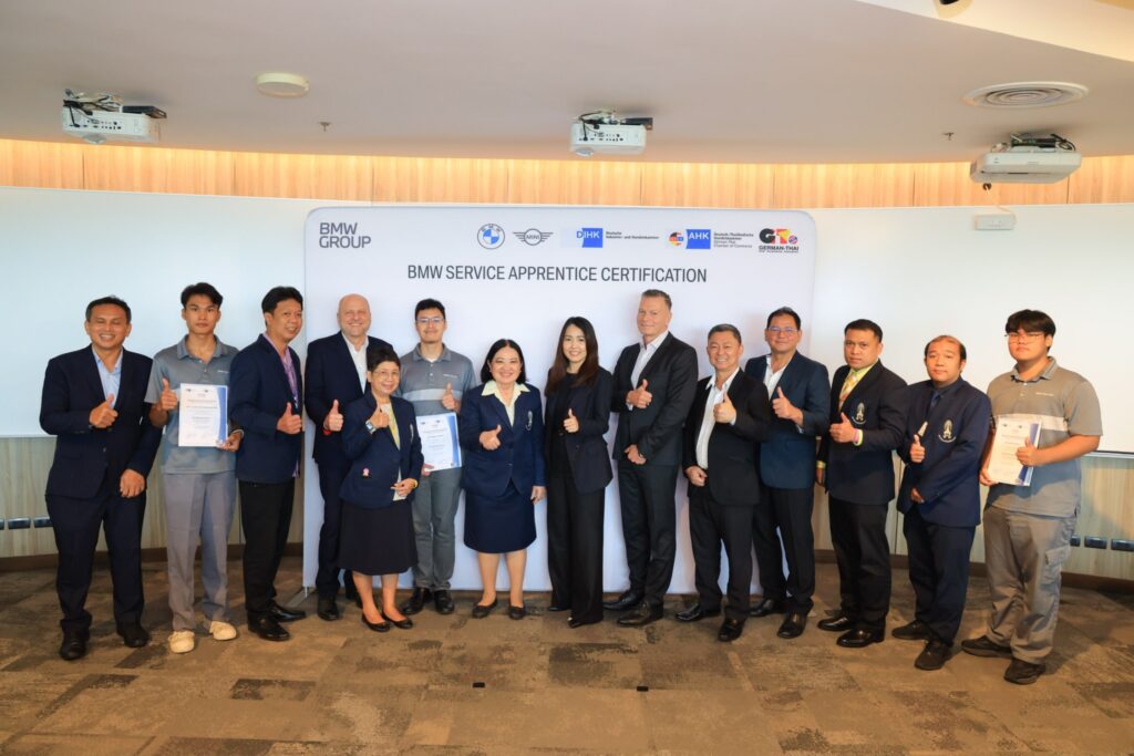 www.cdti.ac.th dihk ahk thailand certificates for the bmw service apprentice program line album dihk ahk 2 ..67 241004 9 สถาบันเทคโนโลยีจิตรลดา CDTI